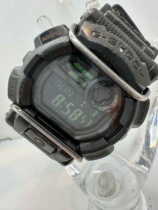 【CASIO 】G-SHOCK GD-400MB 3434腕時計 中古品　電池交換済み　稼動品　66-10