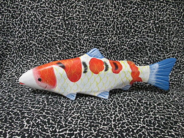 ★木製　魚　オブジェ　年年有魚　新品美品　白　赤　青　黄色