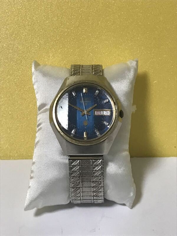 SEIKO セイコー QR 3863-7020 レア ヴィンテージ カットガラス デイデイト メンズ 腕時計