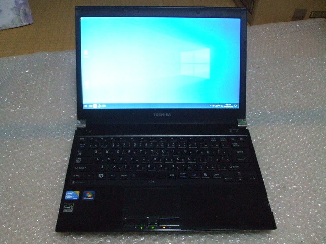 東芝 dynabook R730-B CPU Core-i3 2.53GHz / RAM 4GB / 無線・有線LAN / HDDなし