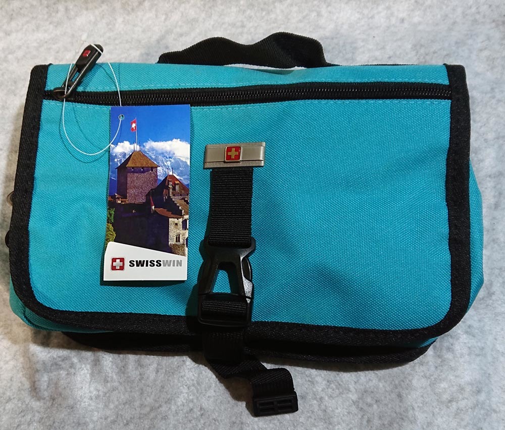 ＳｗｉｓｓＷＩＮ　手提げバック　稀少色グリーン　新品箱入り