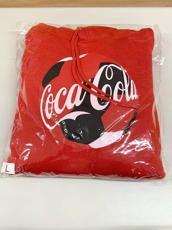 ■【Lサイズ】 コカ・コーラ　スウェット パーカー （赤） Lサイズ コカコーラ パーカー レッド　