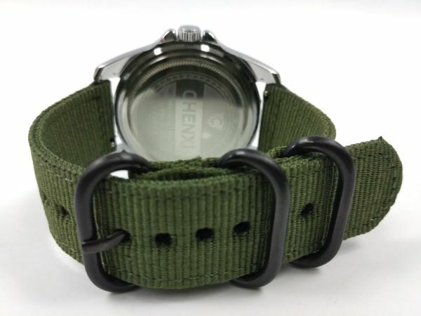 ナイロン製ミリタリーストラップ 交換用腕時計ベルト クイックリリース アーミーグリーンXブラック 22mm