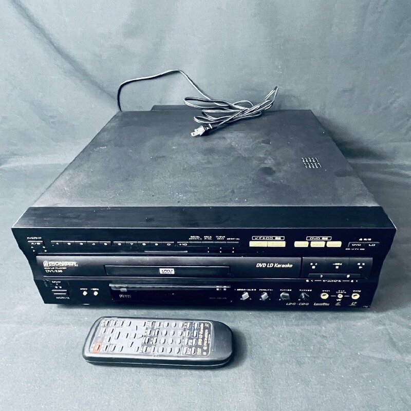 【中古】 Pioneer DVD/LD コンパチブルプレーヤー DVL-K88 ブラック (AT3)