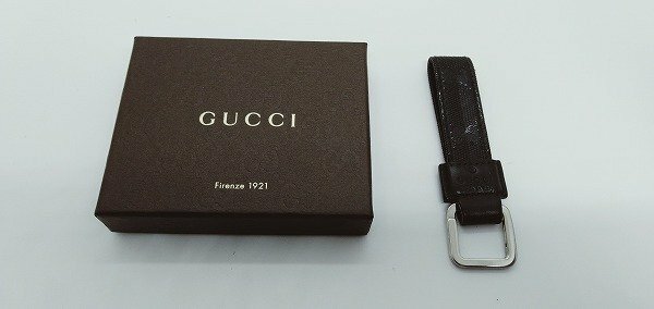 GUCCI　グッチ　キーホルダー　ブラック×シルバー　　刻印（199919・479292）　箱付き　◎A390