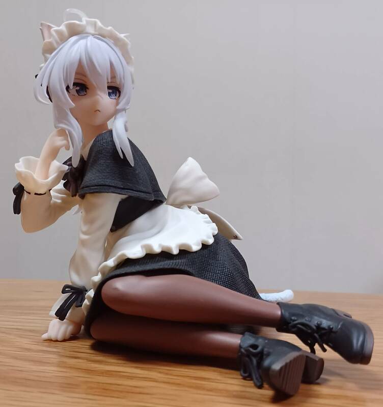 魔女の旅々 THE JOURNEY OF ELAINA Desktop Cute フィギュア イレイナ 猫耳メイド　ver.　約10cm　展示品　送料￥510～　非売品　リアル　