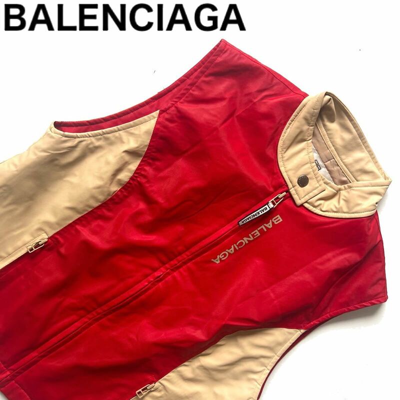 【送料無料】BALENCIAGA バレンシアガ ロゴプリント　ナイロン　ベスト　メンズ　M ジップ　ファスナー　レッド　ベージュ　赤