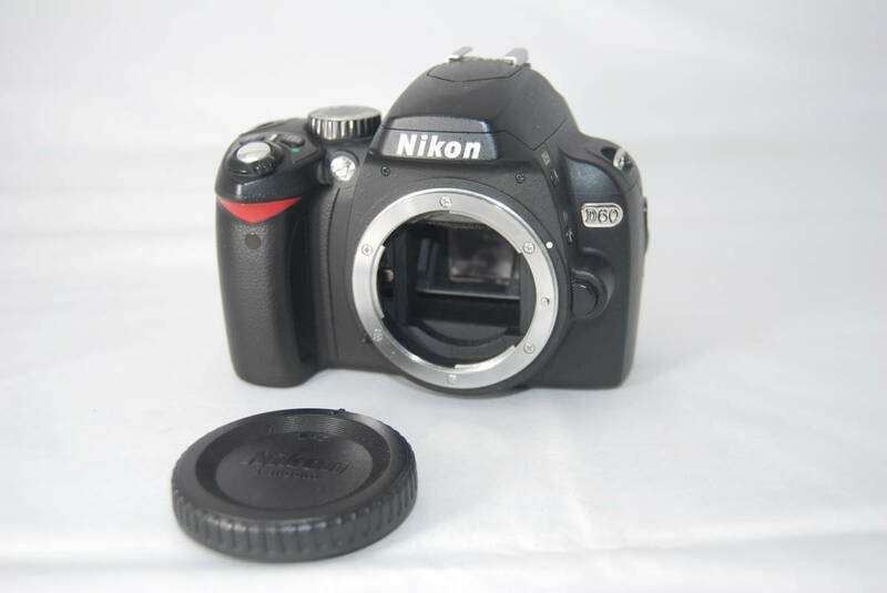 ★撮影、記録OK★ショット数 ５３８１★外観、光学もきれい★ Nikon ニコン D60 ボディ #E-713