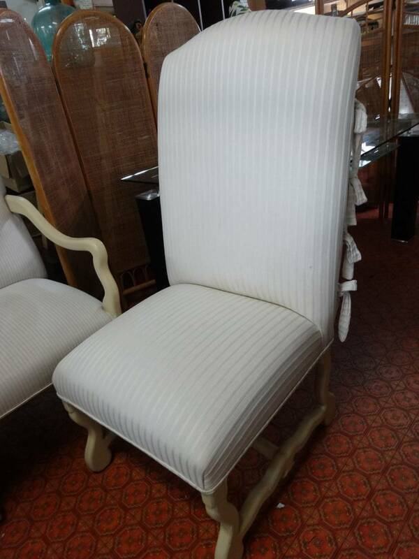KREISS アメリカ家具 白い布製 椅子 一人用ソファ リボン付