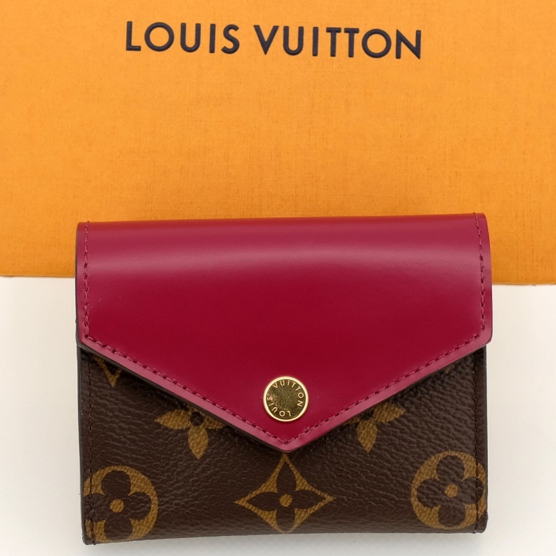 LOUIS VUITTON ルイヴィトン ポルトフォイユ・ゾエ 三つ折り財布（小銭入れあり） モノグラム フューシャ M62932 RFID（ICチップ入り）