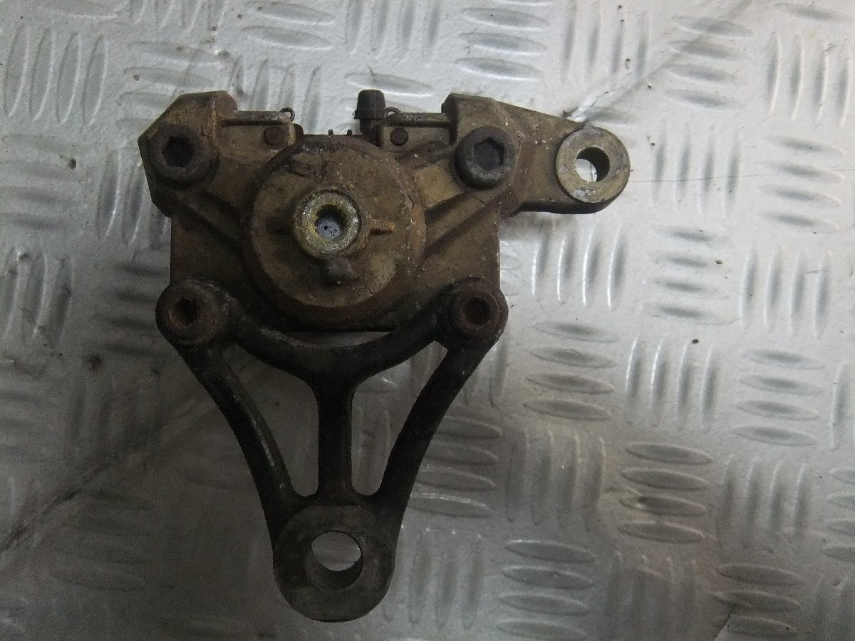 ★★　RG250Γ GJ21B　　リアキャリパー　リアブレーキ拍卖