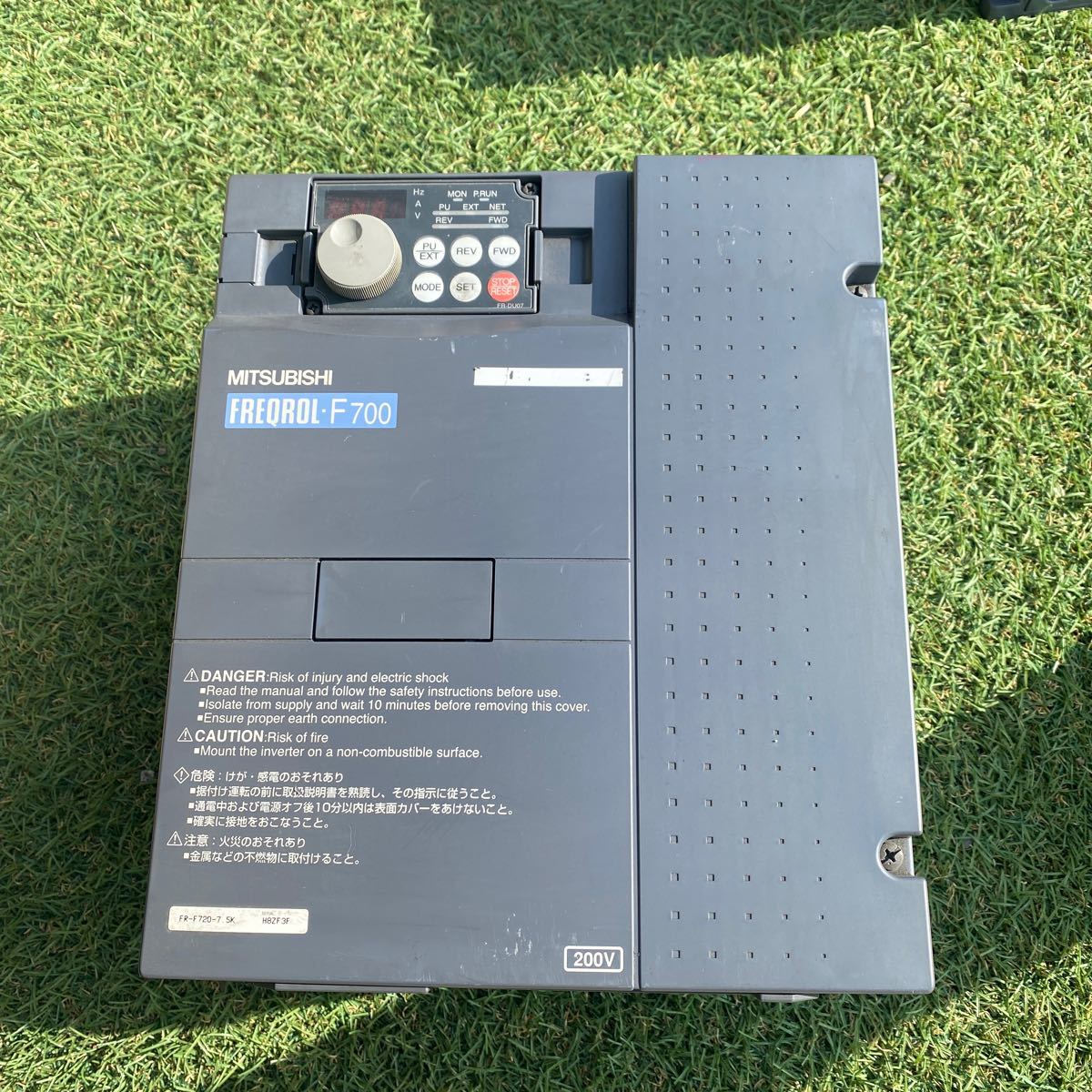 3L013 三菱電機インバータ 容量7.5kW 3相200V FR-F720-7.5K