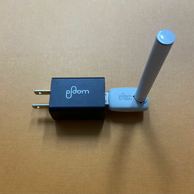 美中古 Ploom TECH プルームテック 電子タバコ 本体 充電器 稼動品 付属品付き