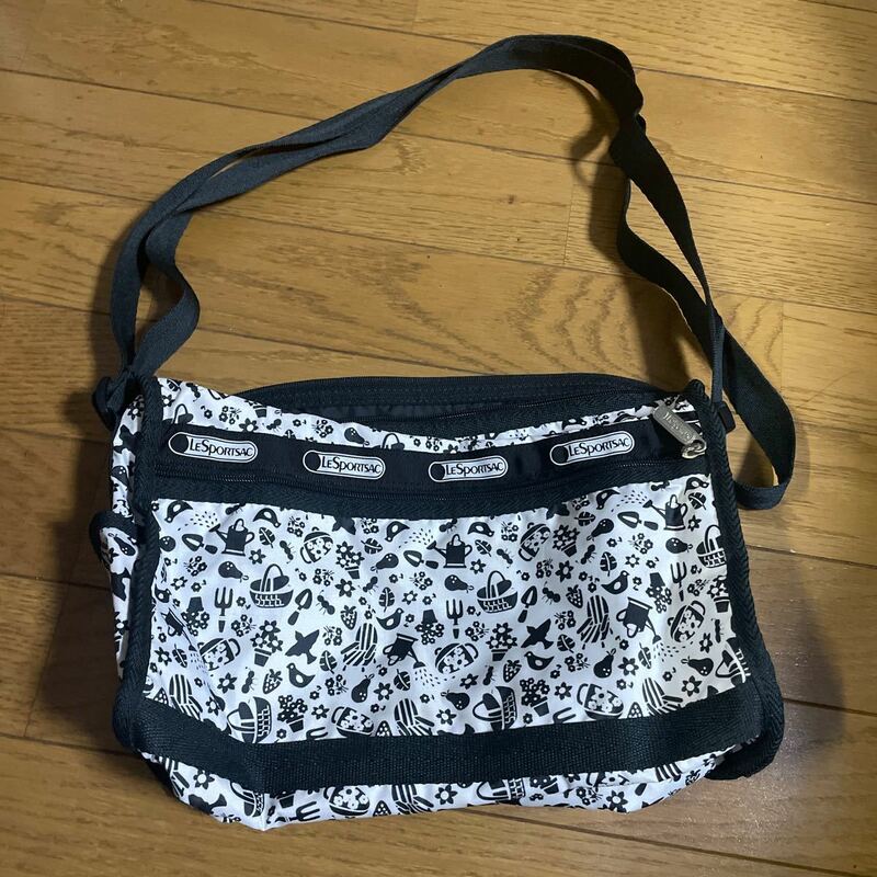 レスポート サック ショルダー バッグ LeSportsac レスポ モノトーン ホワイト ブラック 白 黒