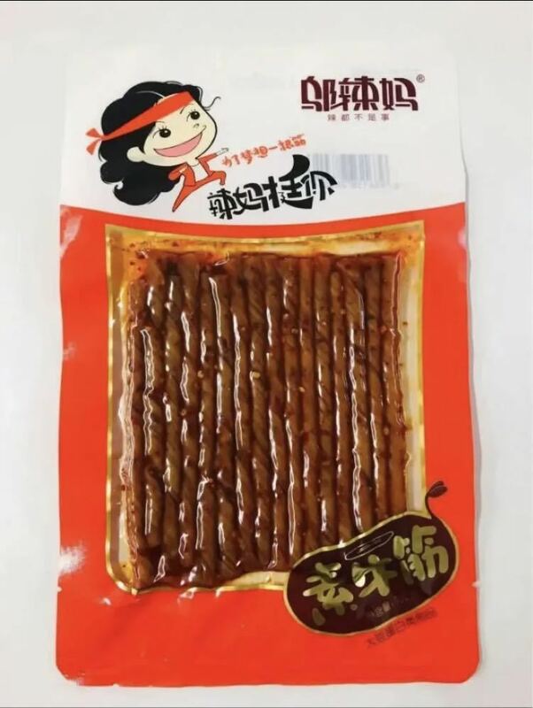 4点 辣 素牛筋 辣条 辛い　大豆蛋白類製品　中国駄菓子