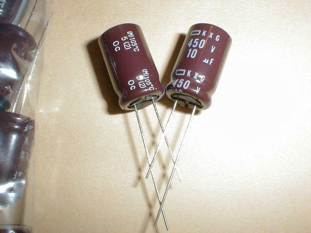 日本ケミコン　高性能・電解コンデンサー　450V　10μF　4個　12