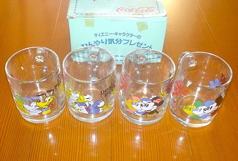 新品 ディズニー キャラクター クール マグカップ　４種類 ４個セット コカ・コーラ 