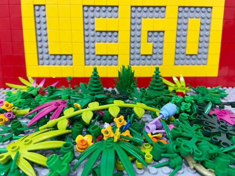 ☆大量☆ レゴ　植物パーツ　花　ヤシの葉　樹木　草　葉っぱ　ツタ　など　( LEGO 森 ジャングル 公園　B112806