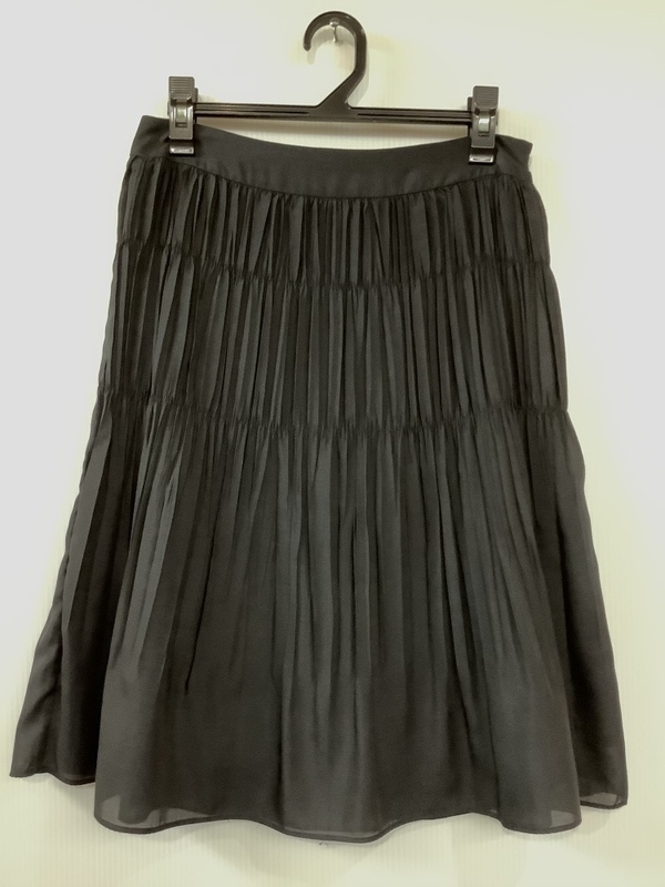 カールラガーフェルド プリーツ風スカート 黒 サイズ40