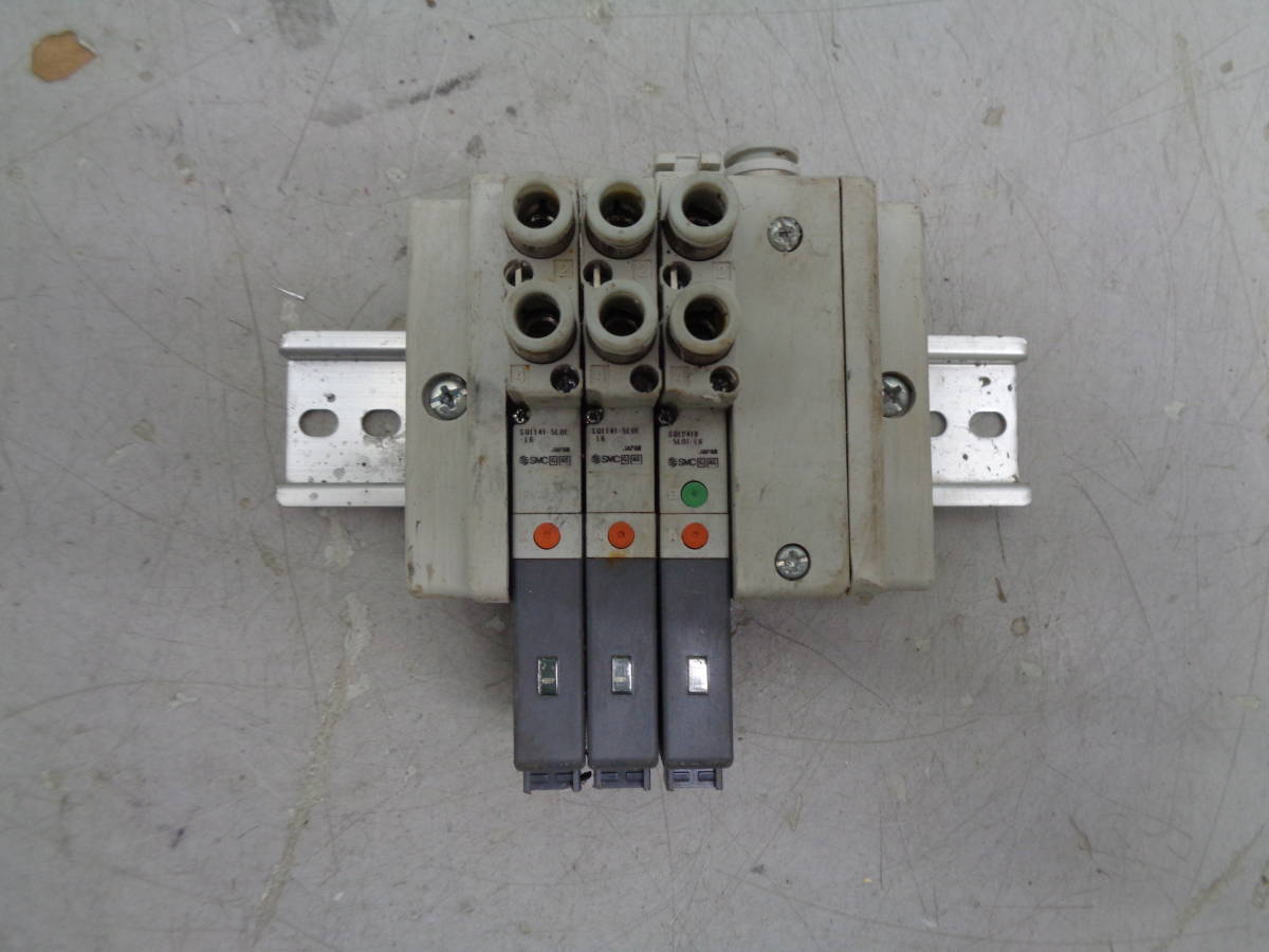 MK9305 SMC バルブ　SQ1141-5LO1-L6　/　SQ1241D-5L01-L6