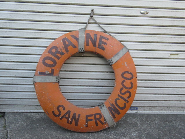 ７０年前にサンフランシスコの港で購入した船の浮き輪