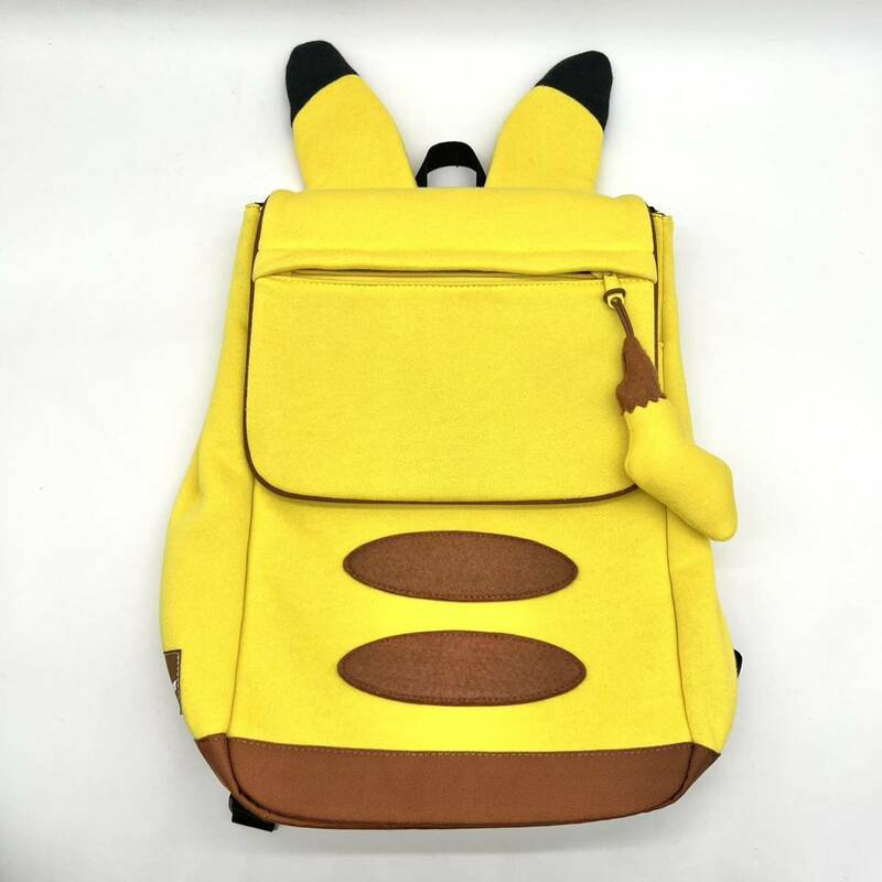 レア 美品 2017 pokemon center ピカみみリュック　かぶせ pikachu backpack リュック ポケモンセンター M ピカチュウ bag バッグ 限定