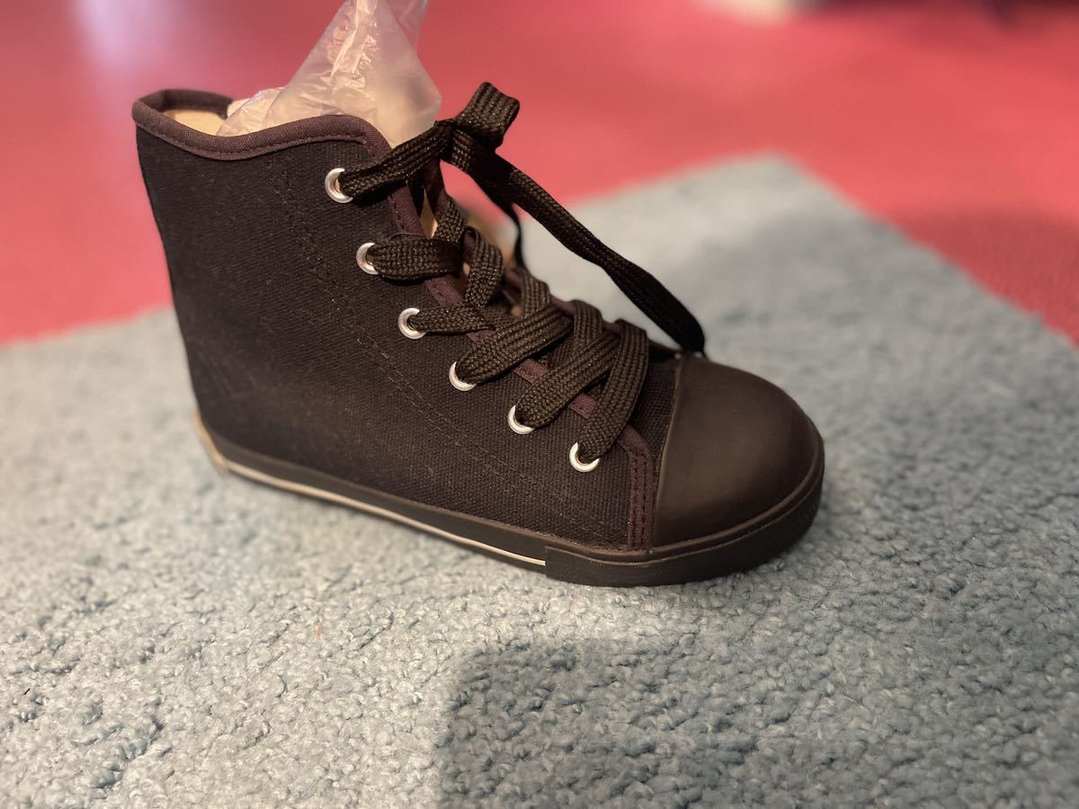 新品　アウトレット品　レイアリス　ハイカットスニーカー　黒　19センチ　70%オフ