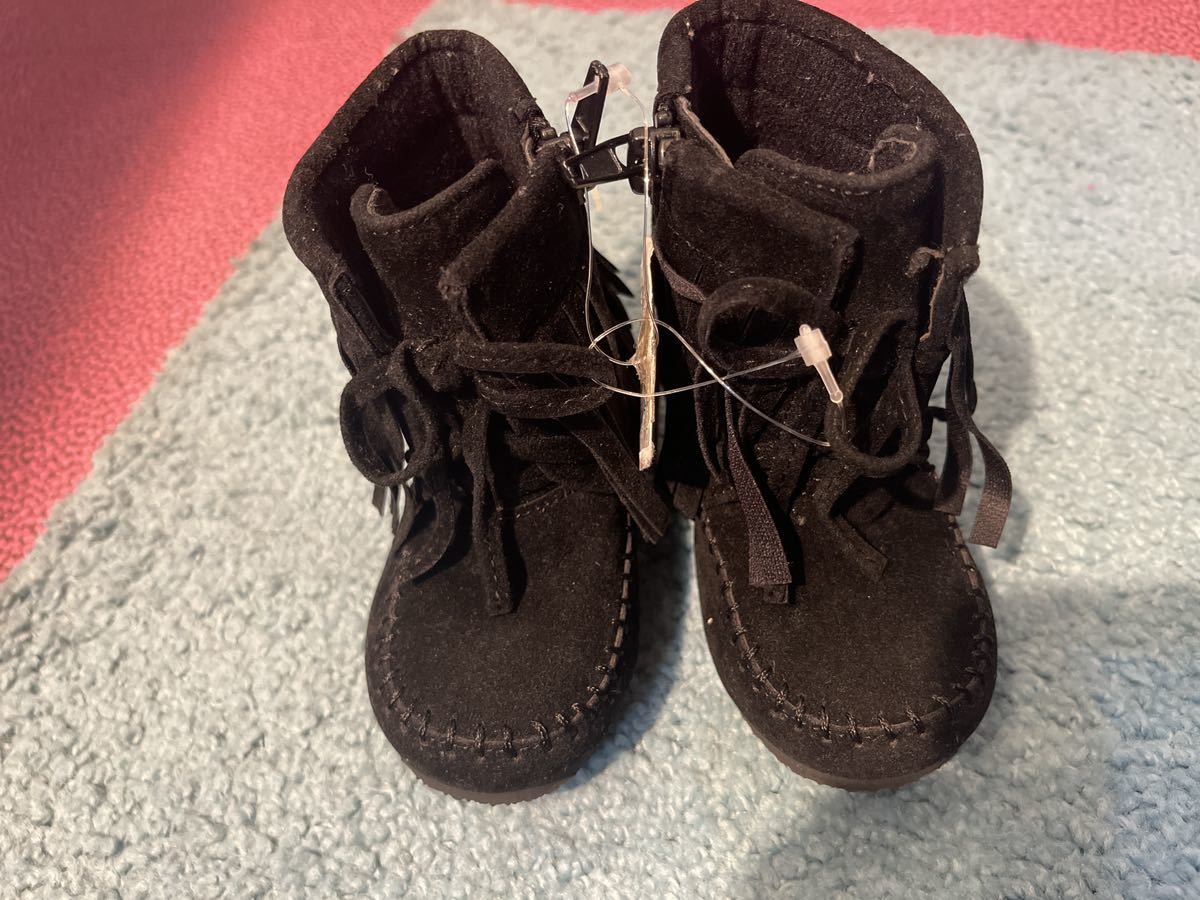 新品　アウトレット品　70%オフ　bebe フリンジブーツ　16センチ