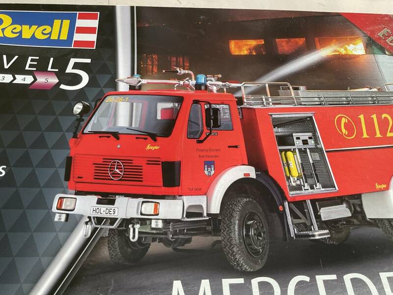 1/24 Revell Mercedes - Benz 1625 TLF 24/50 / ドイツレベル メルセデスベンツ 1625 TLF 24/50