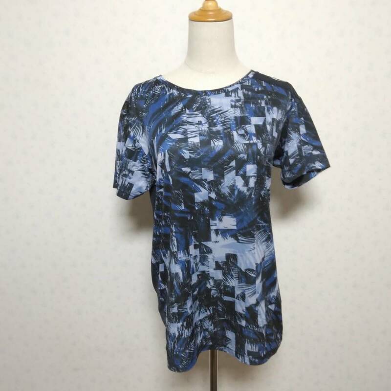 782 良品 OAKLEY オークリー Tシャツ 半袖ウィンドシャツ ブルー系 アート柄 Mサイズ ポリエステル100％ USED 古着 スポーツ メンズ 