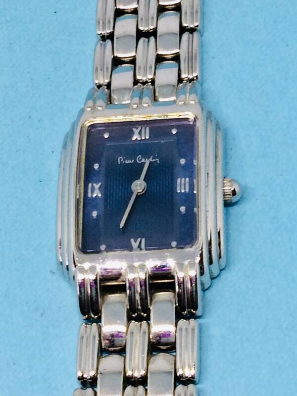 (A53)人気の(*'▽')・ピエールカルダン（電池交換済み）シルバー・レディス腕時計USED（送料全国一律185円)素敵な高級時計です。