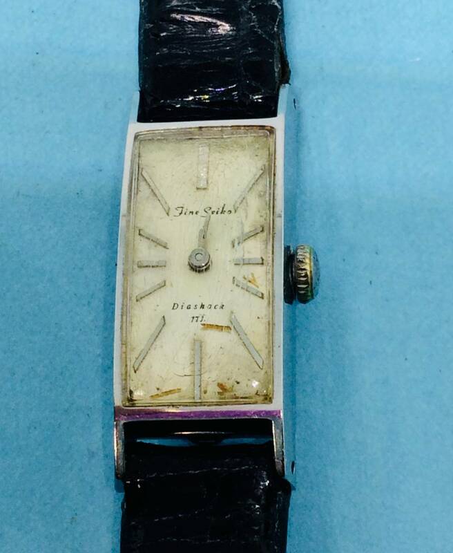 (A04)コレクションⅣ(*'▽')稼働・セイコー手巻きFineSeiko（クリーニング済）シルバー手巻き腕時計USED（送料全国一律185円)素敵な時計。