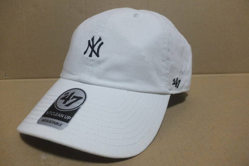 新品 【ニューヨーク ヤンキース　帽子　白色】スモールロゴ 47ブランド　キャップ 野球帽　ホワイト NEWYORK YANKEES　メンズ レディース 