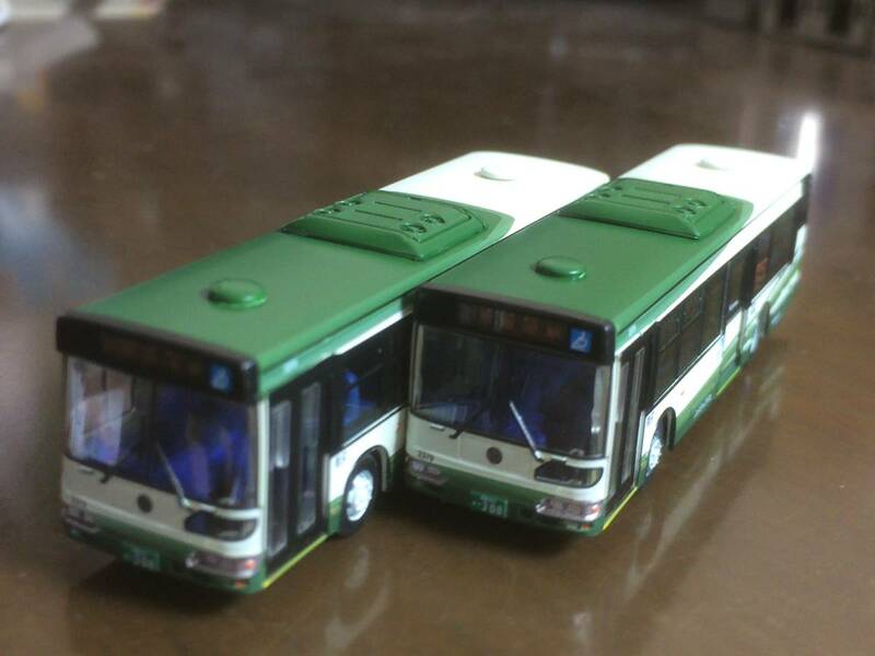 TOMYTEC 製バスコレクション第32弾 日野ブルーリボンシティノンステップバス京都京阪バス2台