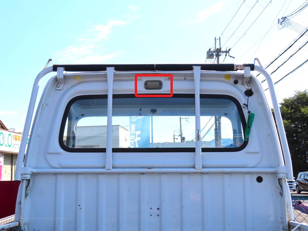 H23 EBD-TT2 TT1 後期 サンバー トラック SAMBAR 4WD 5F EN07(SC) 純正 デッキライト 作業灯 / OEW 2067 PP / 113210km
