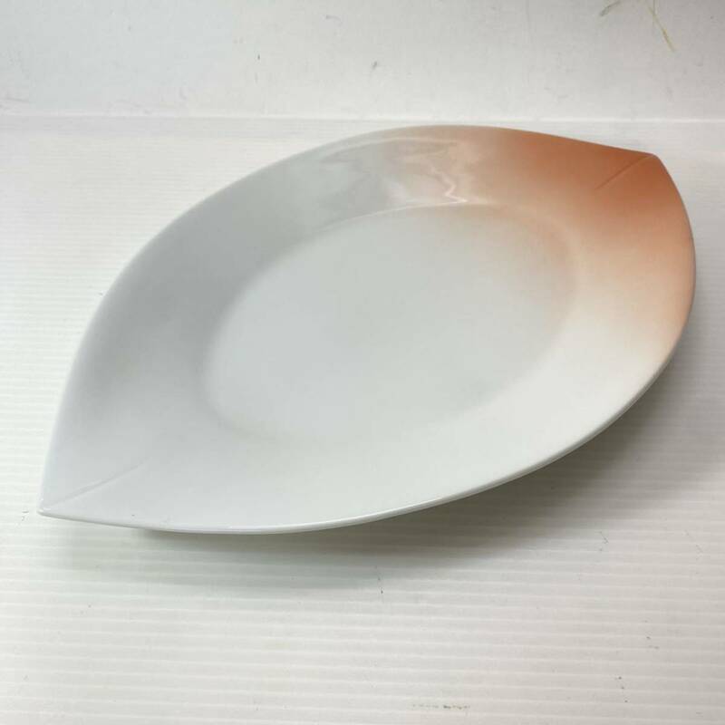 香蘭社 プレート 大皿 盛り皿 葉っぱ リーフ 陶磁器 和食器