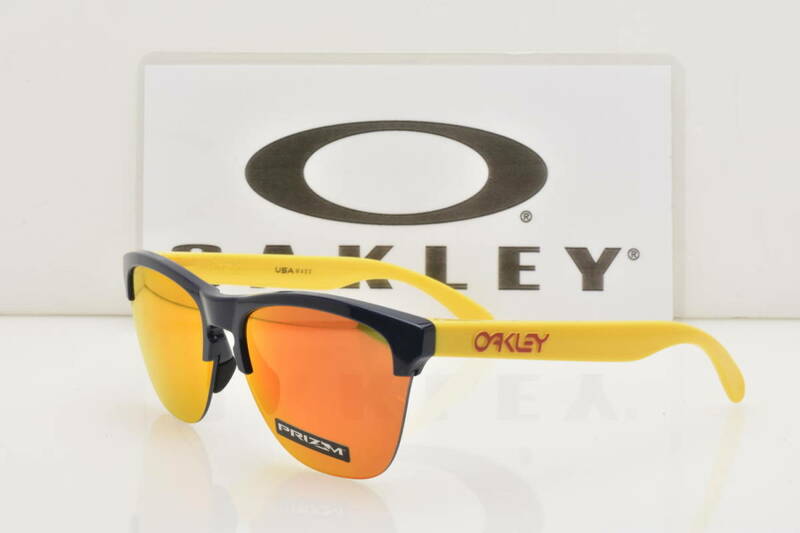 ★新品・正規輸入品！OAKLEY オークリー OO9374-2163 Frogsking Lite フロッグスキンライト ネイビー プリズムルビー★