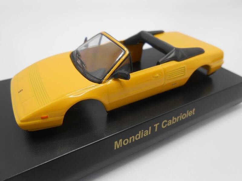 1/64　京商　フェラーリ　Ferrari　Mondial T Cabriolet　イエロー　ミニカー　コレクション　 