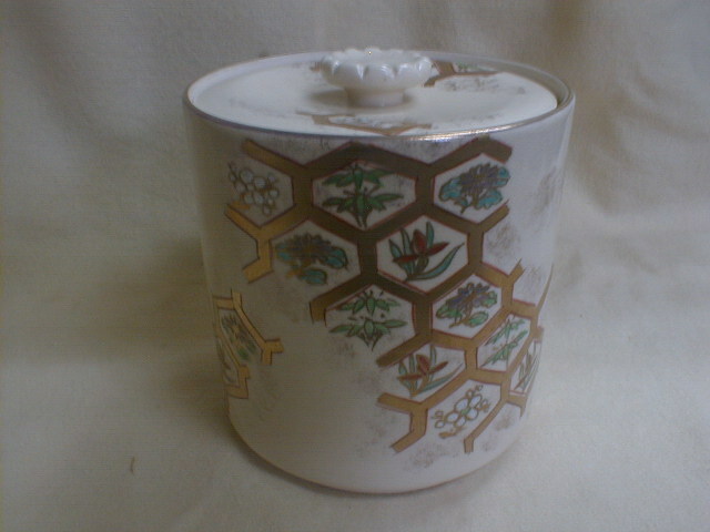 俊山作　鮮やか手描き色絵　水指　14,5x14cm　768g　陶器 茶道具