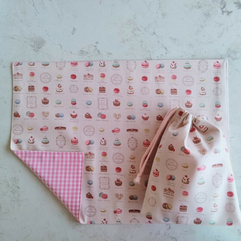 30×40☆ランチョンマット 巾着袋 マカロン柄 セット ハンドメイド ピンク 給食 yuwa コップ袋