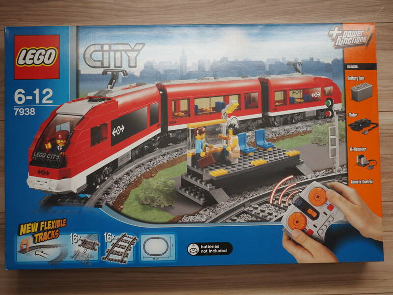 【未開封】LEGO 7938 レゴ シティ 超特急電車 CITY Passenger Train