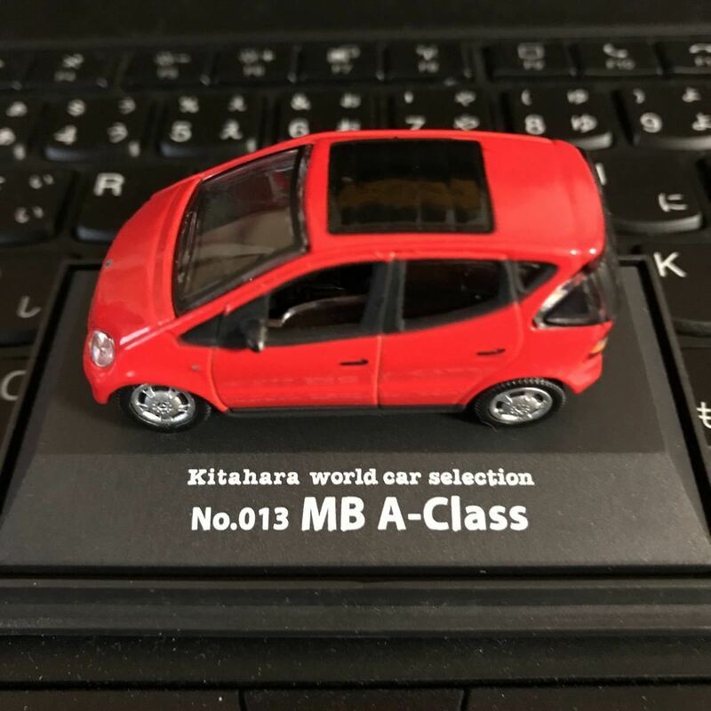 専用BOX付き【Mercedes Benz】メルセデスベンツ　A-Class ミニカー　Kitahara world car selection No.013 MB A-Class RED/赤 ダイキャスト