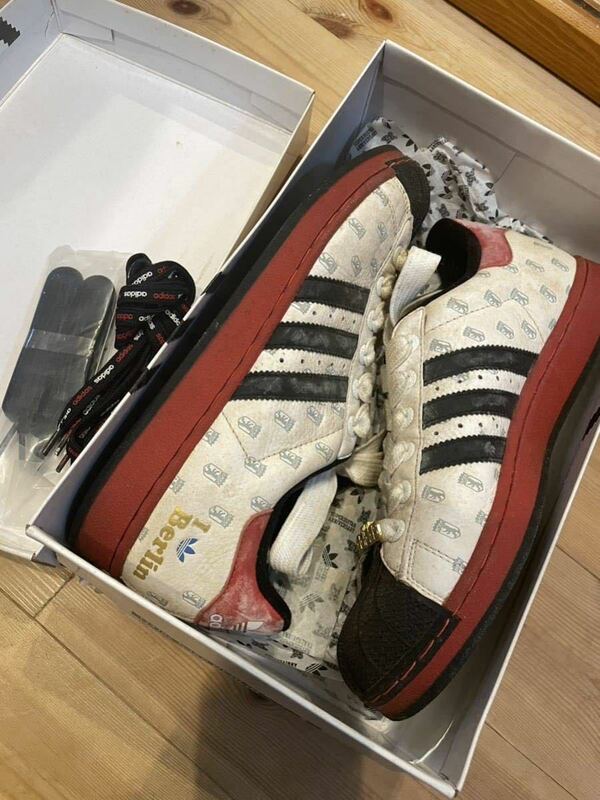 adidas superstar 35th BERLIN （114187s32s）27.5㎝　アディダス スーパースター 35周年　ベルリン　シューアクセサリー後付け