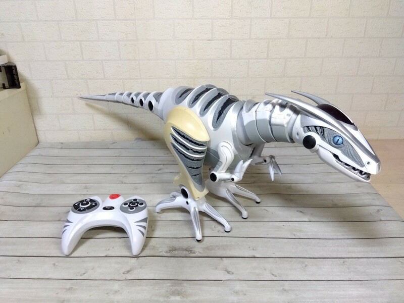 777■WowWee ロボット Roboraptor x ロボラプター　ダイナソー　おもちゃロボット　長期保管　ジャンク現状品