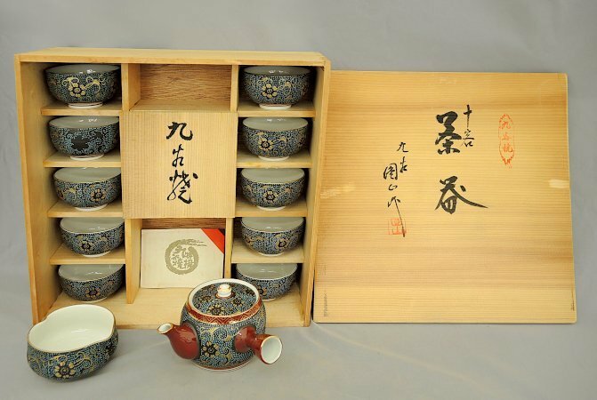 九谷焼 10客茶器 圓山 九谷 茶器 急須 茶碗 湯冷まし 青粒 共箱　圓山作　KUTANI WARE made in Japan 未使用　現代九谷