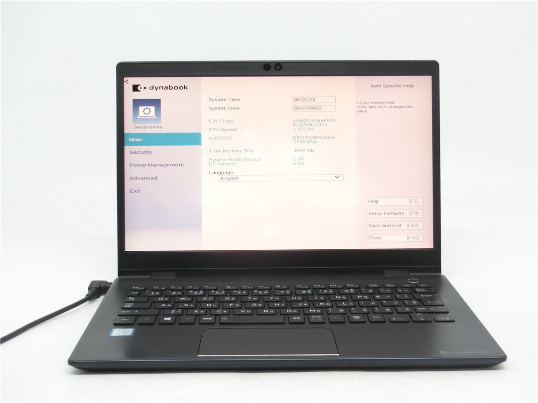 中古　TOSHIBA　G83　Core8世代i5　4GB　SSD256GB　13型　BIOSまで表示　　詳細不明　　ジャンク扱い 　
