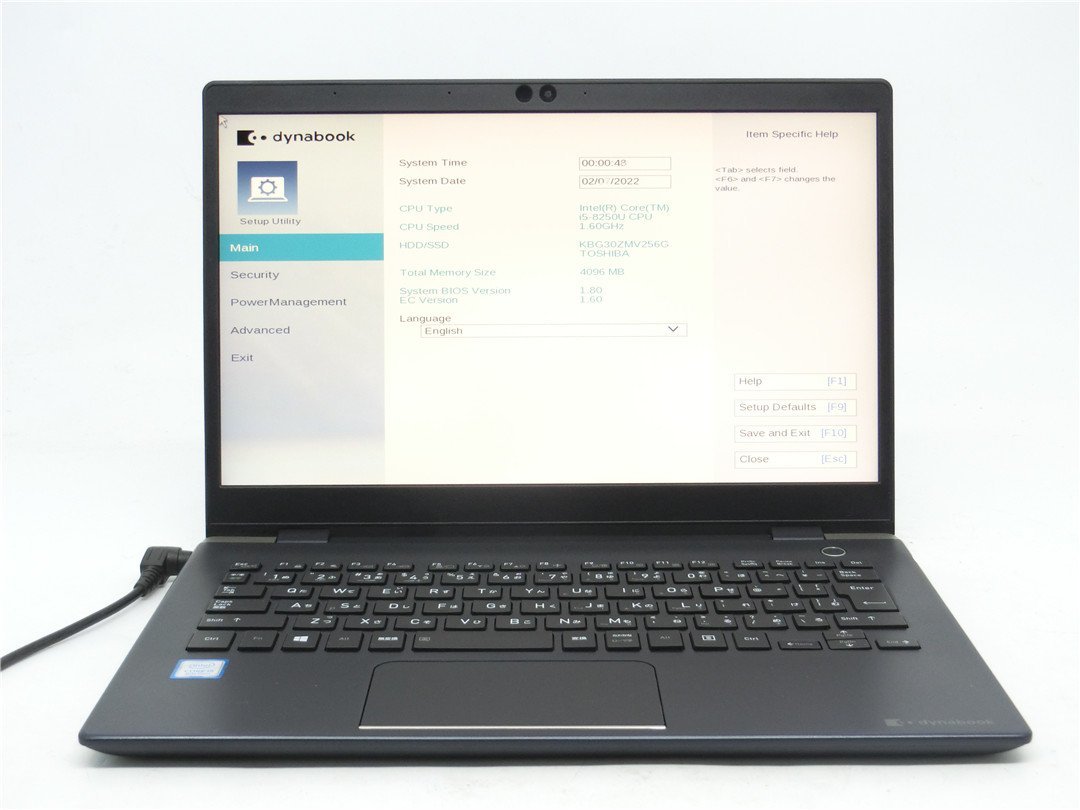 中古　TOSHIBA　G83　Core8世代i5　4GB　SSD256GB　13型　BIOSまで表示　　詳細不明　　ジャンク扱い 　