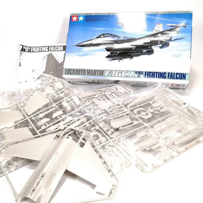 未組立 タミヤ F16CJ BLOCK 50 1/48 LOCKHEED MARTIN FIGHTING FALCON プラモデル ファイティング ファルコン 98 軍用機 当時物 TAMIYA