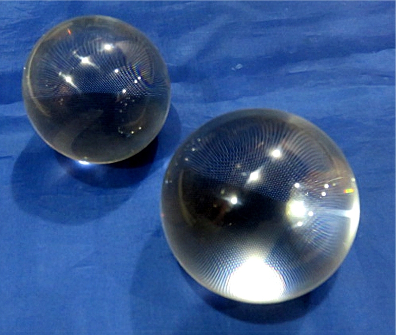 大型クリスタル水晶玉 クォーツ石英ガラス球 重い硬い冷たい透明スケルトン 真球ボール玉 硬球 丸物 理想まり正多面体 珪石 星 卜占い 占卜