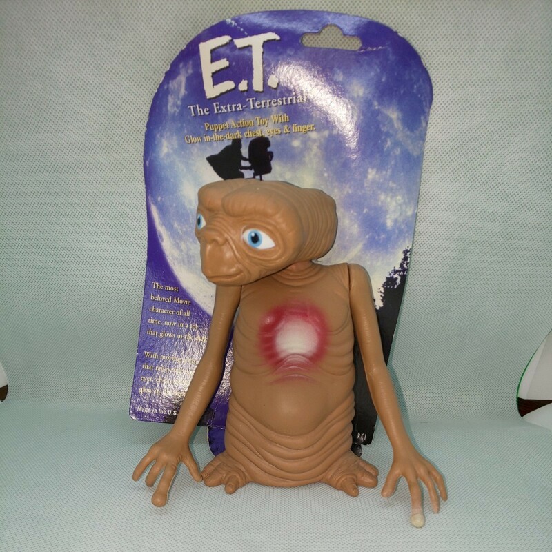 E.T. PVCハンドパペット アクションフィギュア 蓄光性 1996年発売 ビンテージ品 匿名配送